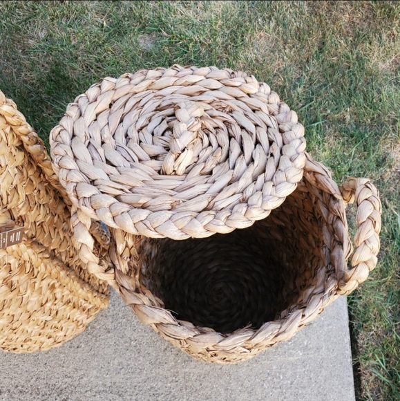 POTTERY BARN BEACHCOMBER HAMPERS - Picture 6 of 9